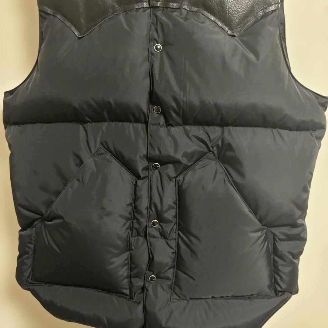 ロッキーマウンテンフェザーベッド ビームス ダウンベスト ブラック 40