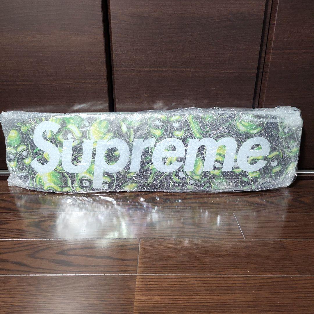 シュプリーム　ボード　スカル