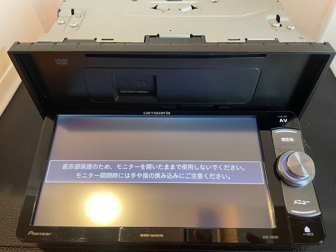 最新地図楽ナビAVIC-RW301 中古200mm7Ｖ型ワンセグTV最新オービス