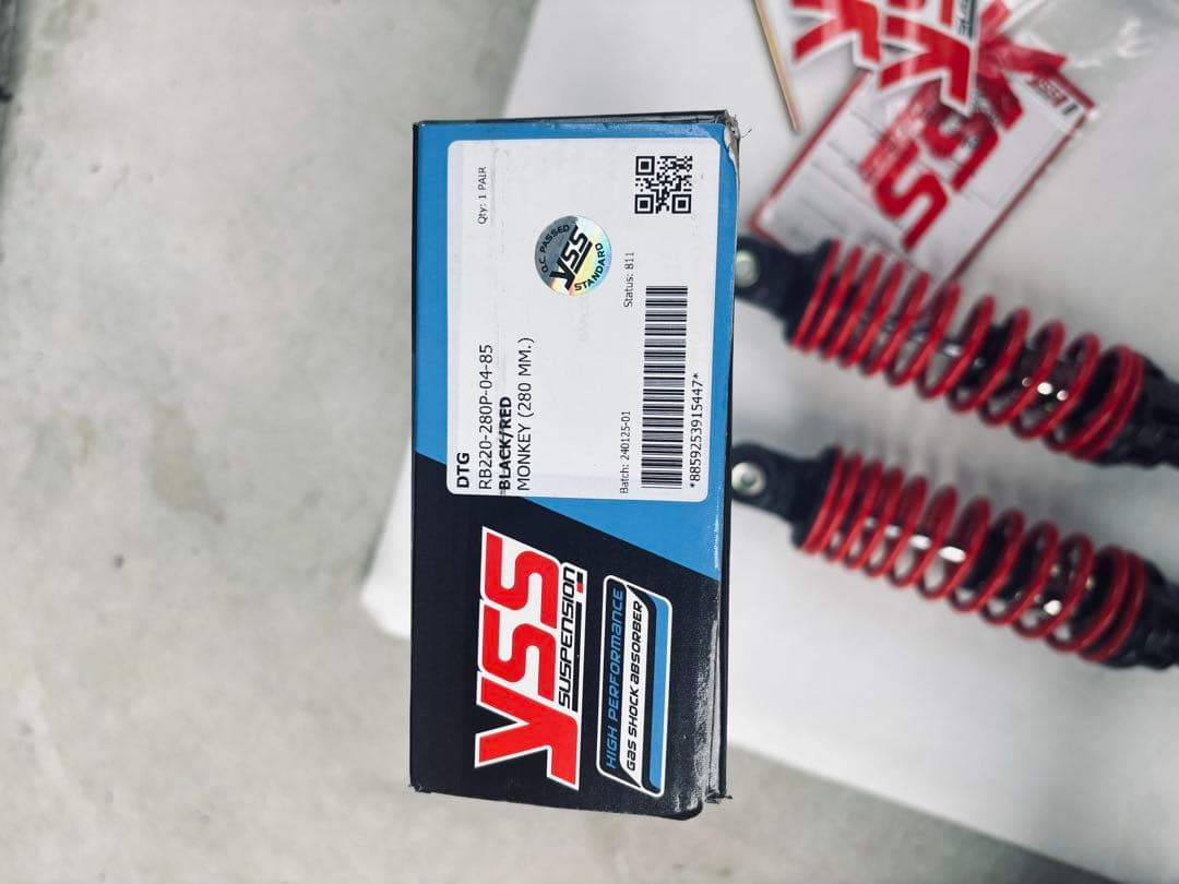 専用　YSS ショックアブソーバー 黒/赤　280 モンキーなど