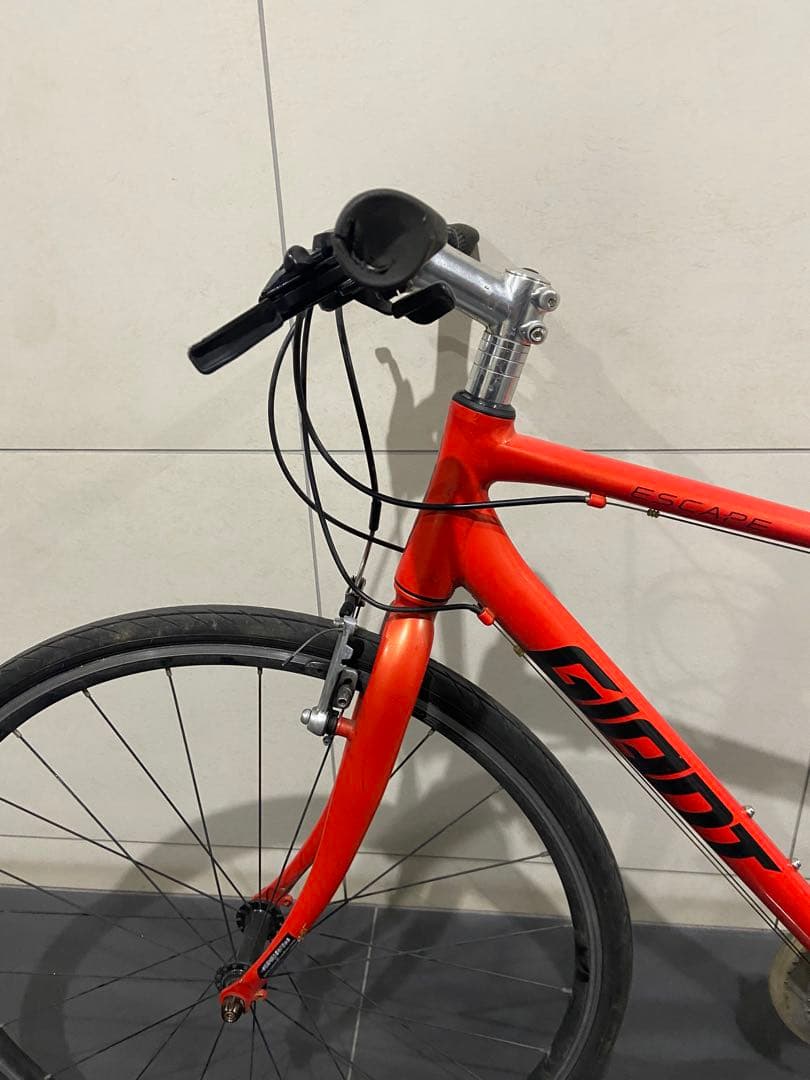 高年式！GIANT escape R3クロスバイク　ジャイアント　エスケープrx