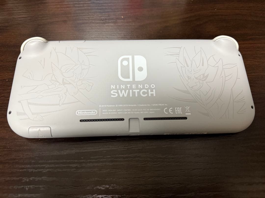 Nintendo Switch Lite ポケモン　ザシアン　マゼンタ