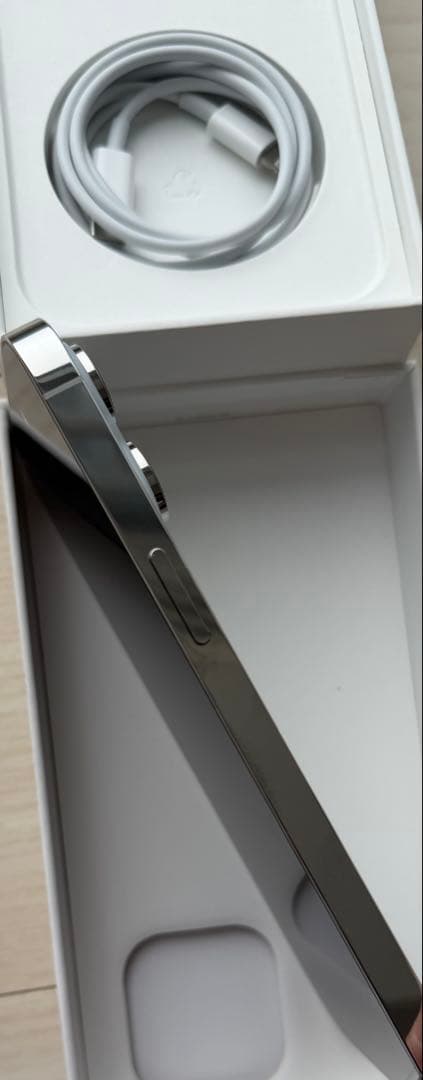 iPhone 14 Pro Max 256GB simフリー シルバー