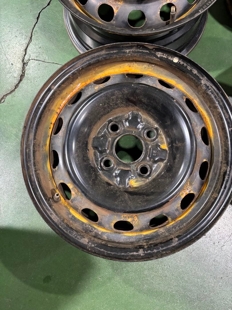 デミオ　純正　14インチ　6j +45 鉄チン