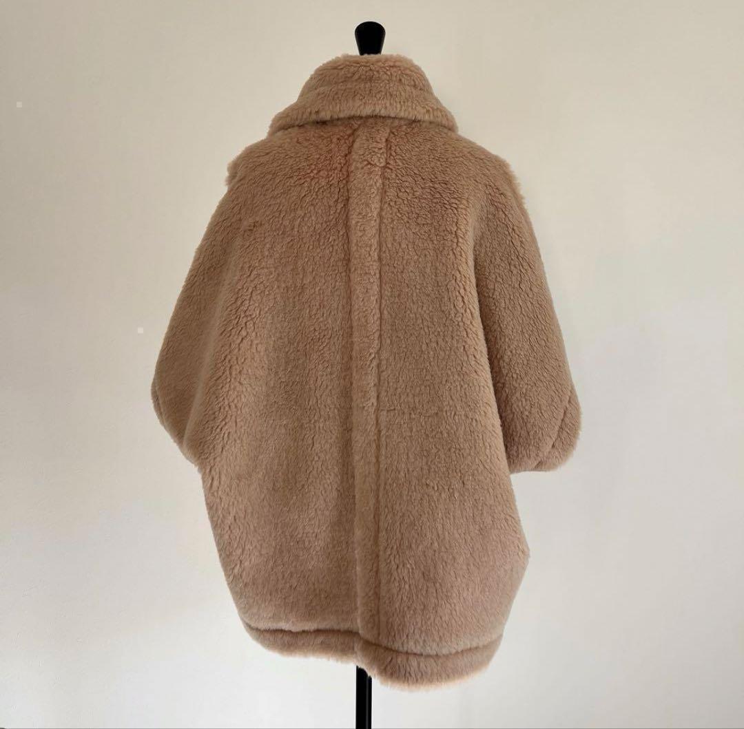 【新品未使用・タグ付き】テディ　ポンチョ　ケープ　maxmara好きな方にも