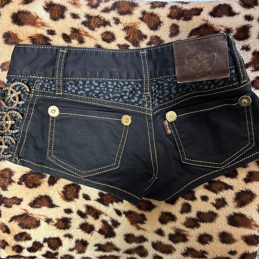 d.i.a サイドリングショートパンツ