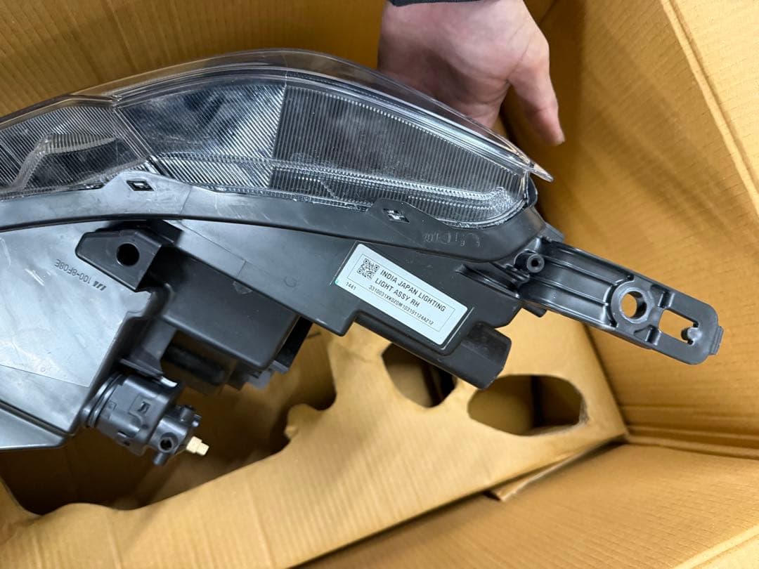 WRV右ヘッドライト