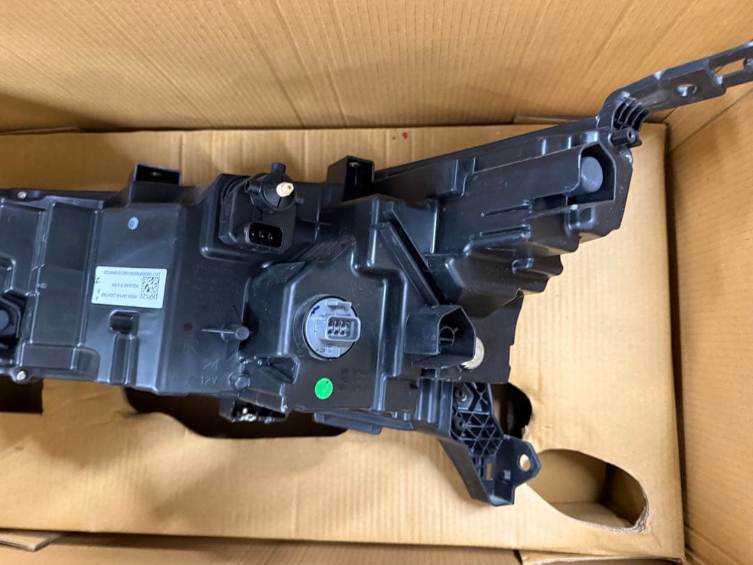 WRV右ヘッドライト