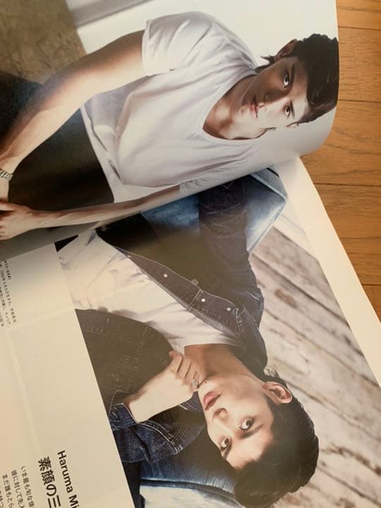 アート・デザイン・音楽 Numero TOKYO OCTOBER 2013