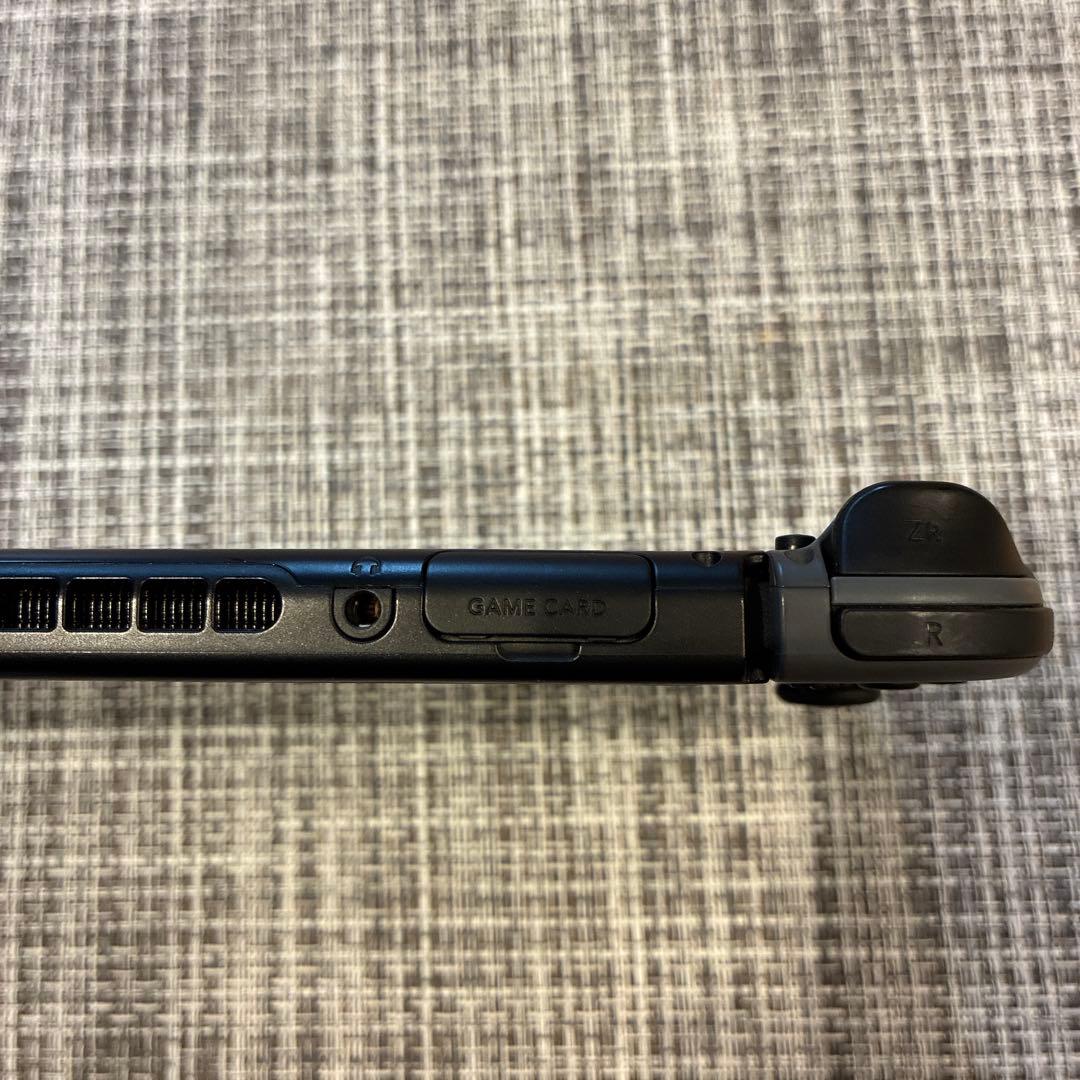 Nintendo Switch 本体 + 周辺機器 + ゲーム4本