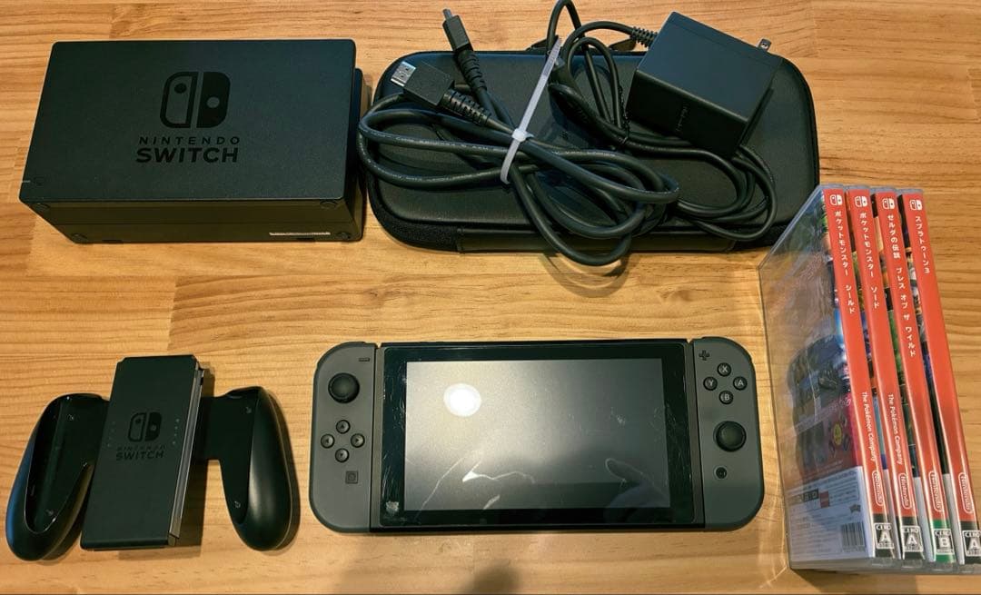 Nintendo Switch 本体 + 周辺機器 + ゲーム4本