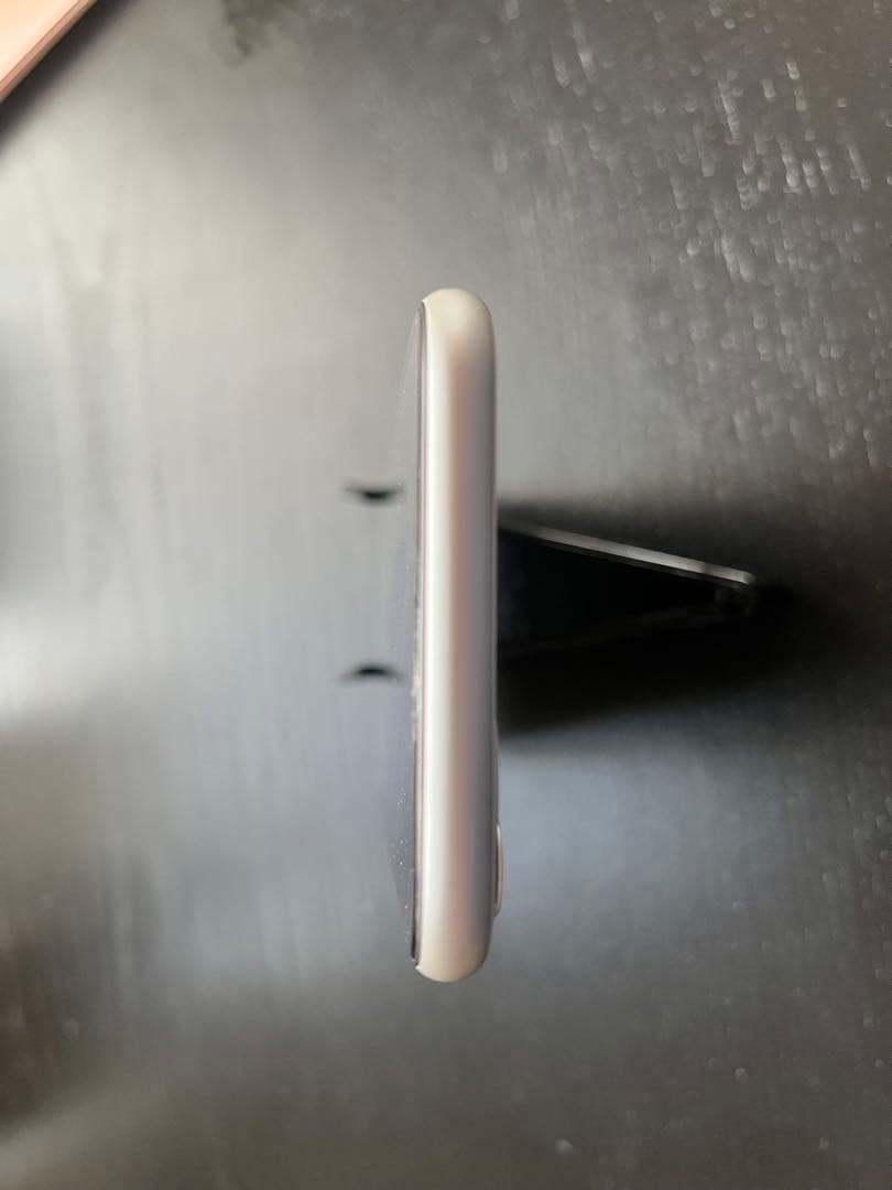 Apple iPhone 11 ホワイト 本体