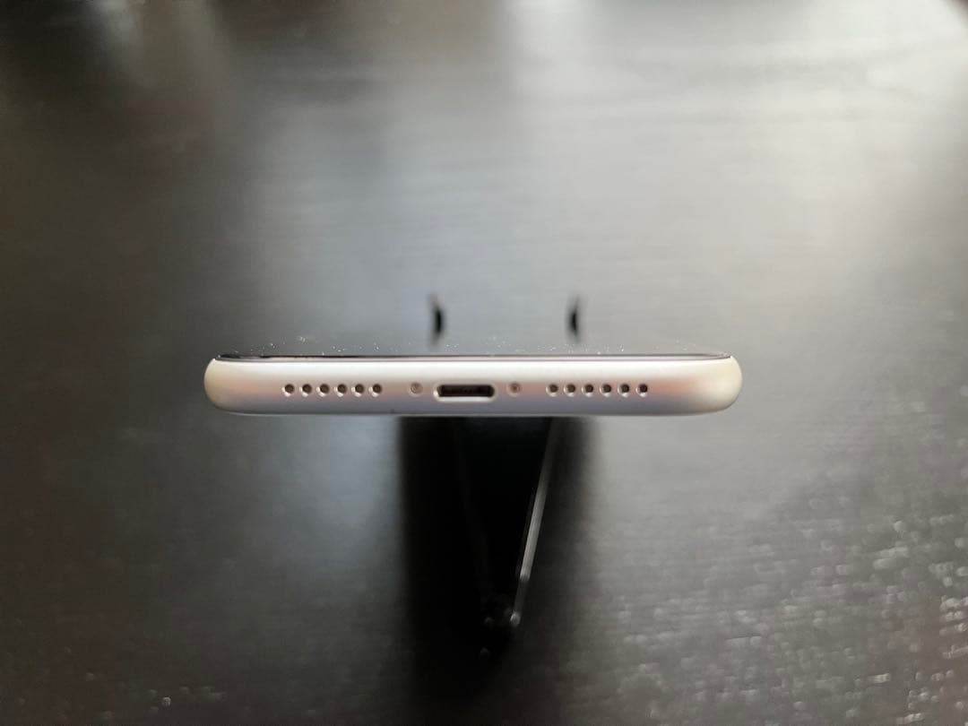 Apple iPhone 11 ホワイト 本体