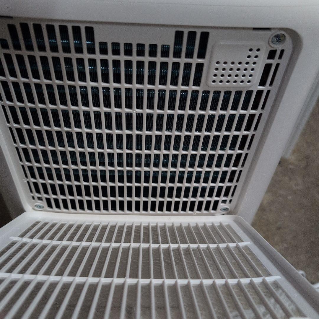 SHARP シャープ スリム衣類乾燥除湿機 CV-P71 2023年製