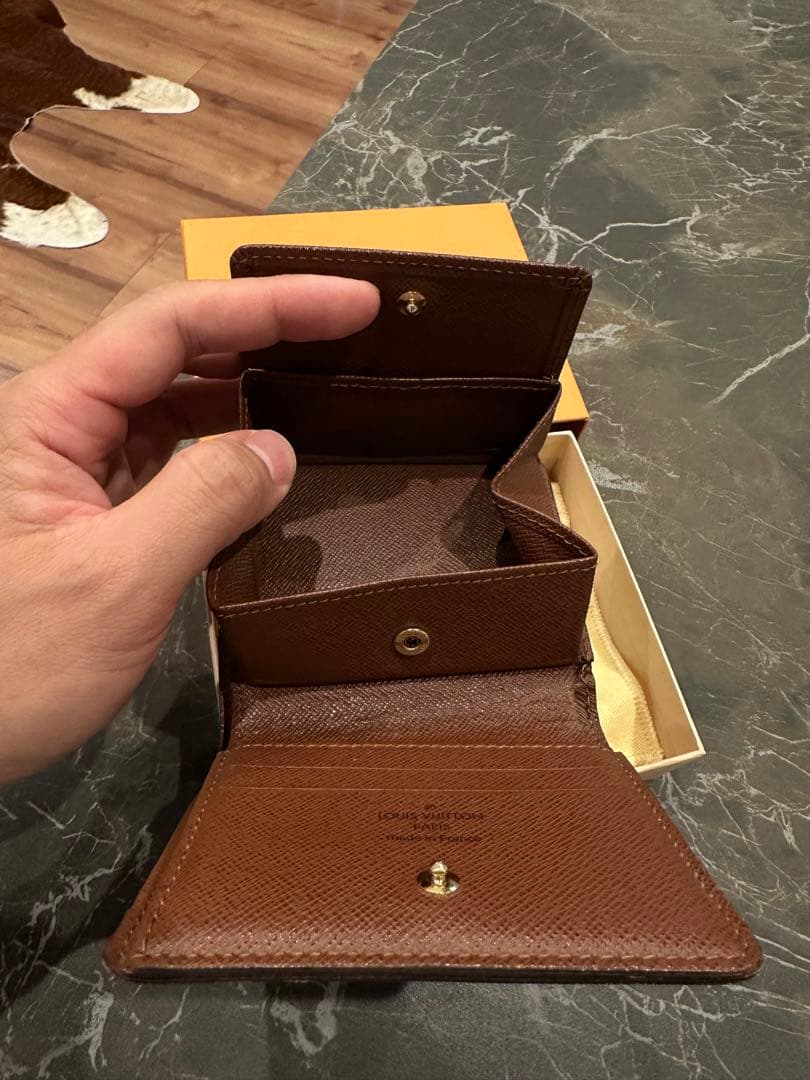 【レア】LOUIS VUITTONモノグラム 折り財布