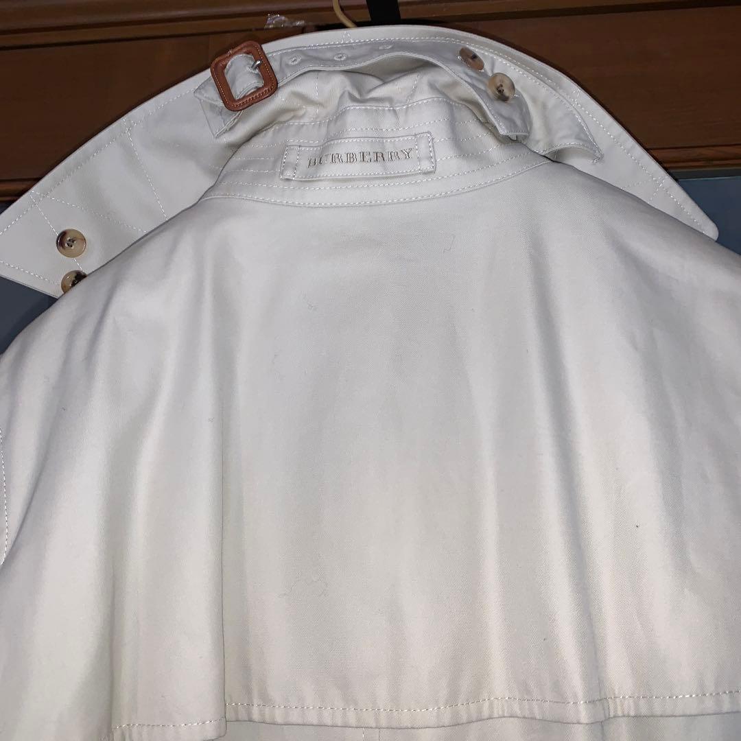 この冬にこだわりの超美品　46 バーバリー　 オフホワイト ロングコート男女兼用