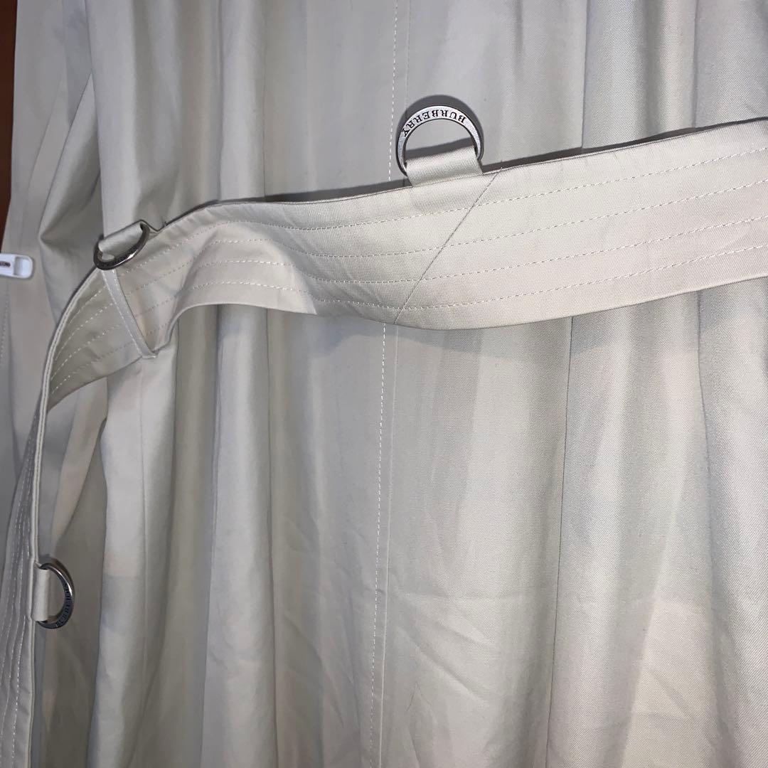 この冬にこだわりの超美品　46 バーバリー　 オフホワイト ロングコート男女兼用