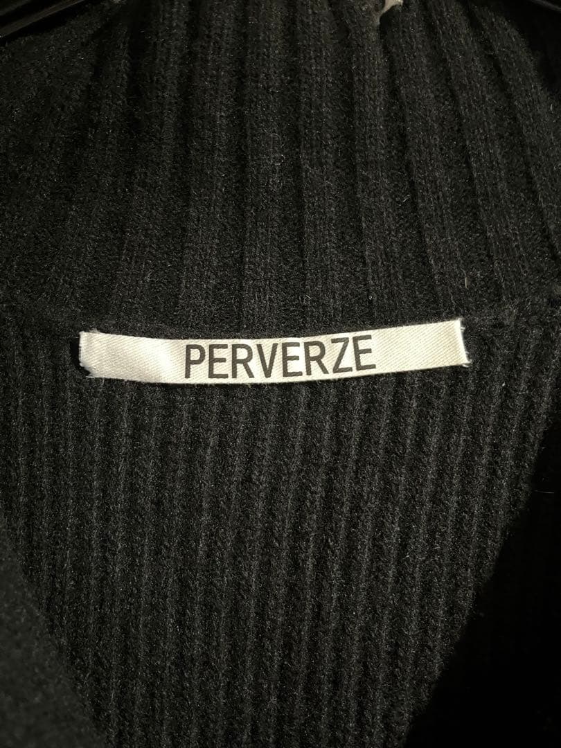 PERVERZE ニットベスト