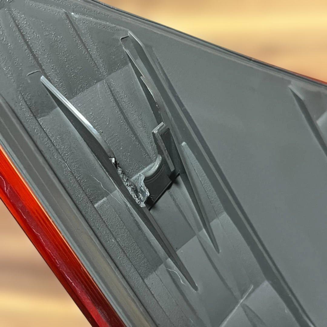 180系 クラウンロイヤル 前期 純正 テールランプ ICHIKO 30-303