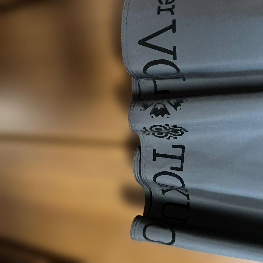 ゆ*り様 トクコ　花柄プリント フード付きジャケット 黒　TOKUKO