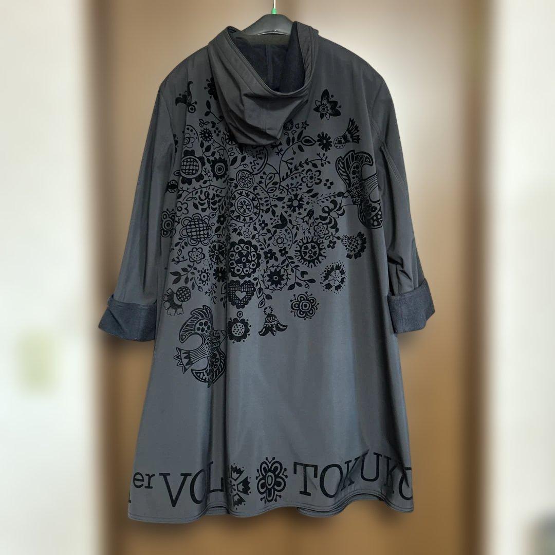 ゆ*り様 トクコ　花柄プリント フード付きジャケット 黒　TOKUKO