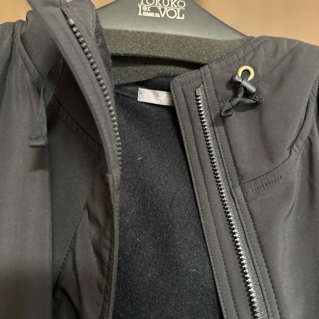 ゆ*り様 トクコ　花柄プリント フード付きジャケット 黒　TOKUKO