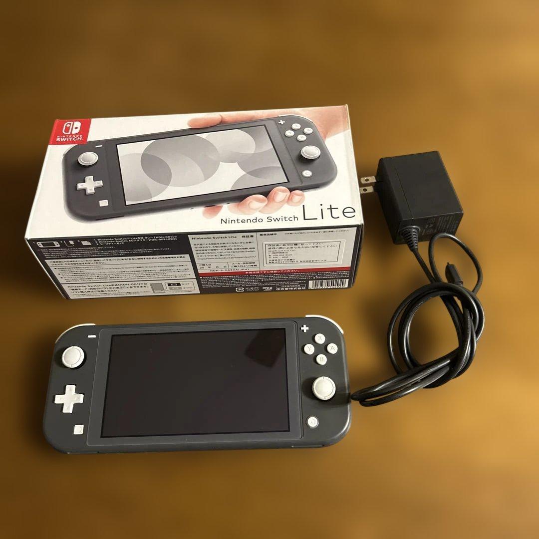 ୨୧ 　Nintendo Switch light グレー