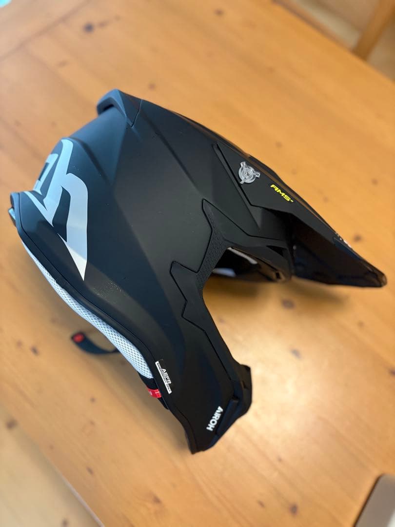 Airoh フルフェイスヘルメット マットブラック