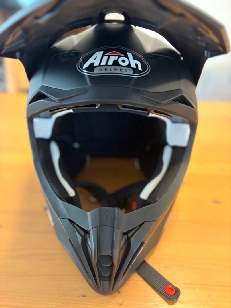 Airoh フルフェイスヘルメット マットブラック