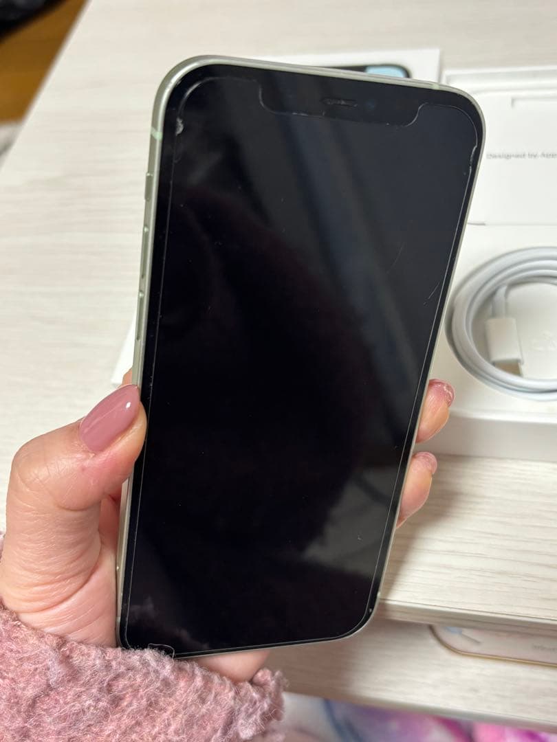 Zoro　iPhone 12 グリーン 本体　中古　スマホ