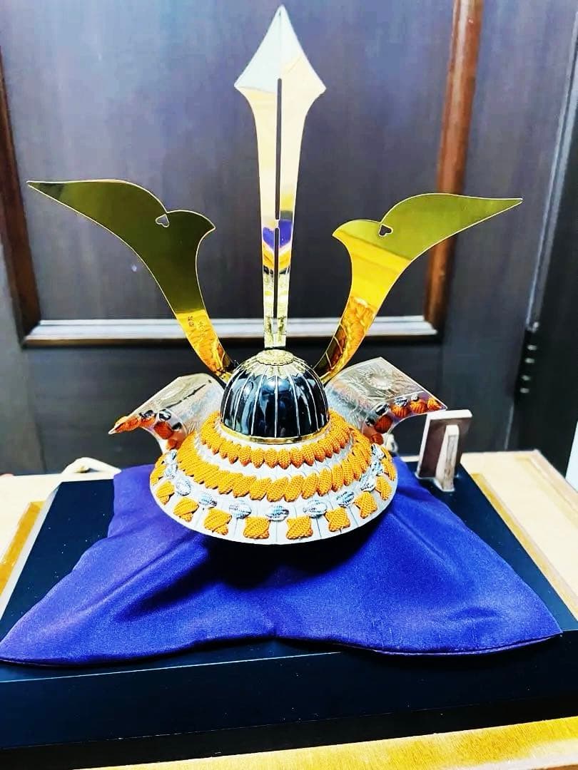 純銀　関工芸　武比古　純銀製　兜 3号(剣付 )銀製　伝統工芸　置物