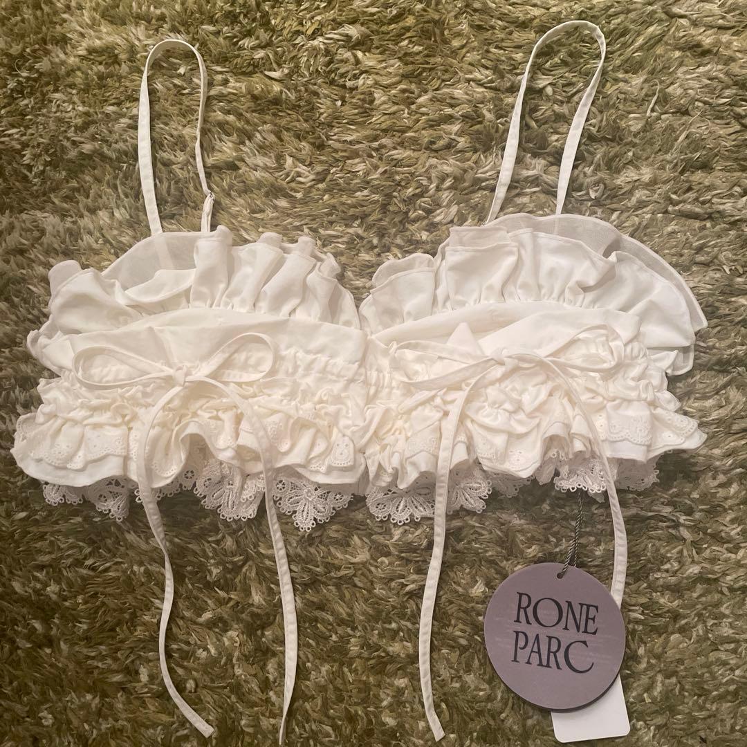 トップス RONEPARK Frill pocket bustier (white)