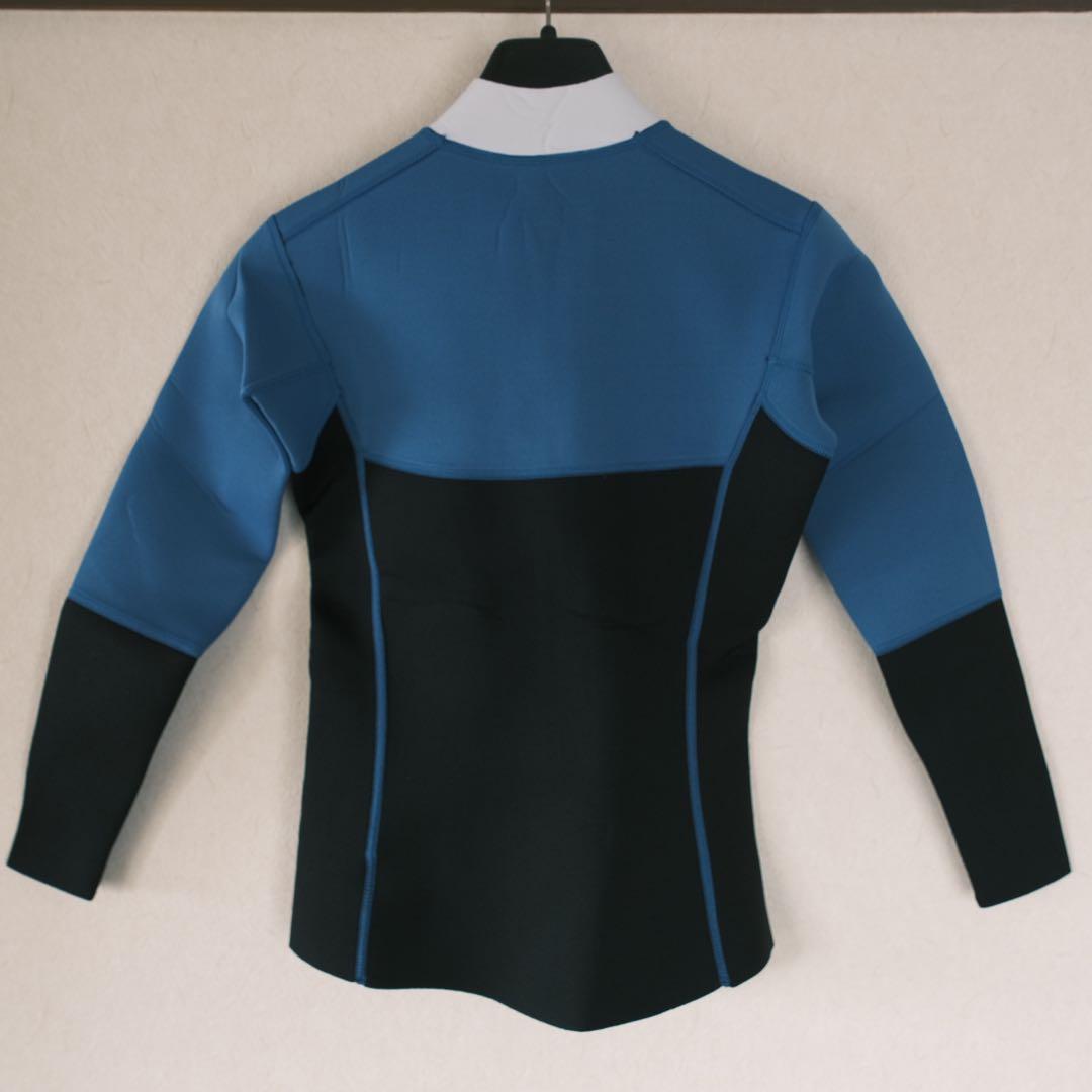 タッパーウェットスーツ 青/黒