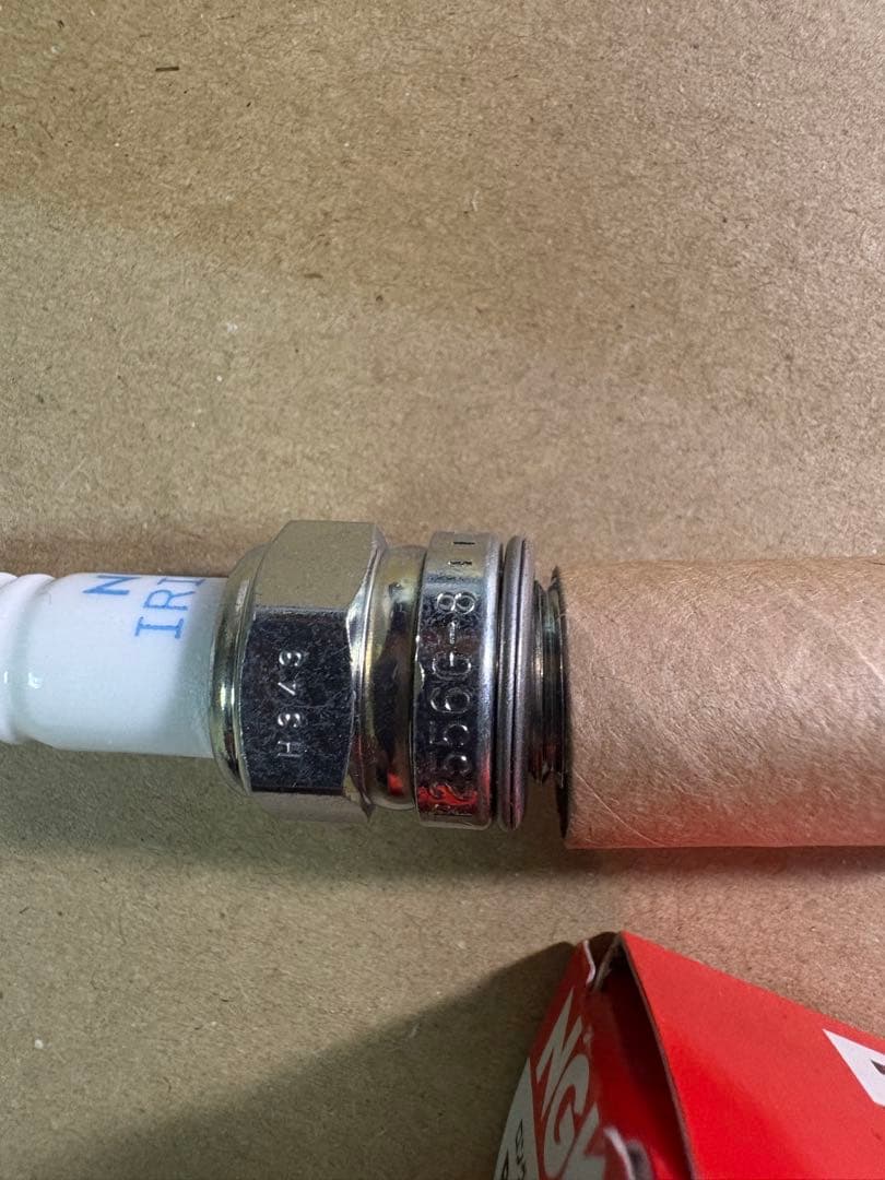 HA36S用　NGKのレーシングプラグR2556G-8 3本セット