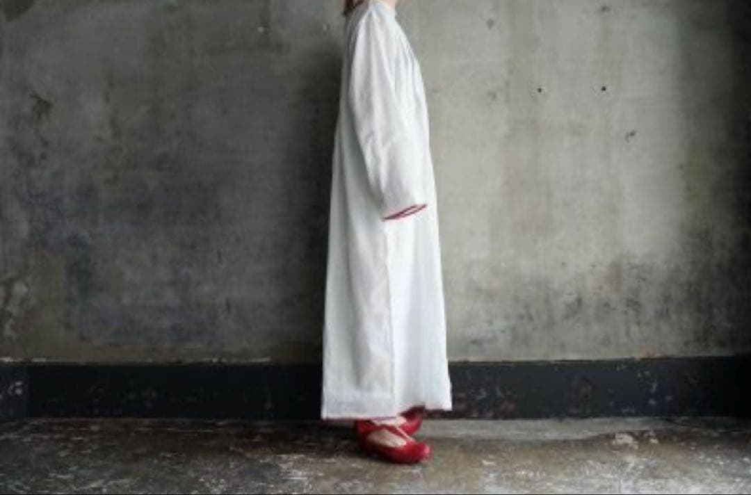 ブノン　BUNON 刺繍ワンピース