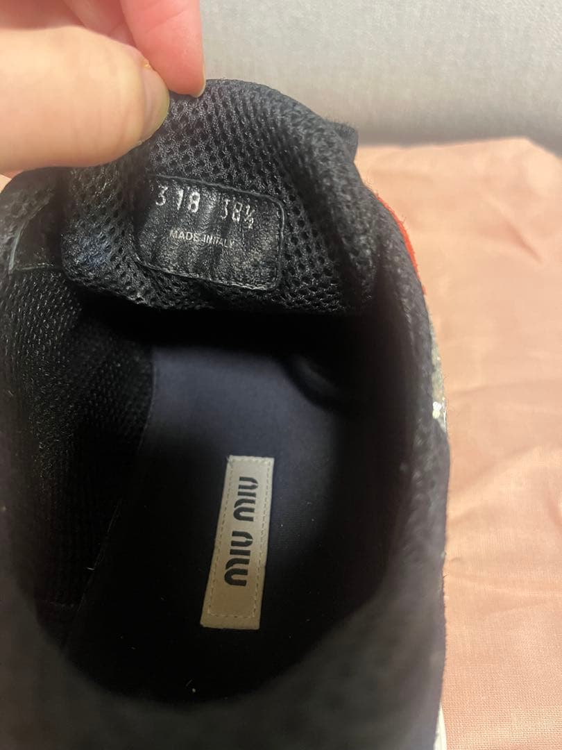 miu miu メッシュスニーカー ホワイト/ブラック/レッド　38ハーフ