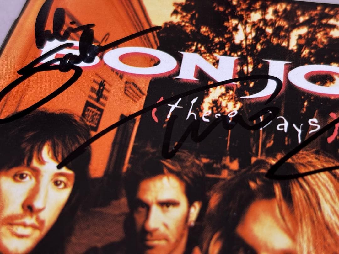 レア　bon jovi 直筆　サイン　CD ボンジョビ　ボンジョヴィ