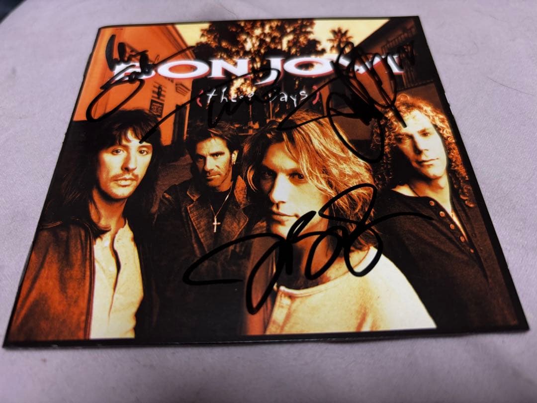 レア　bon jovi 直筆　サイン　CD ボンジョビ　ボンジョヴィ