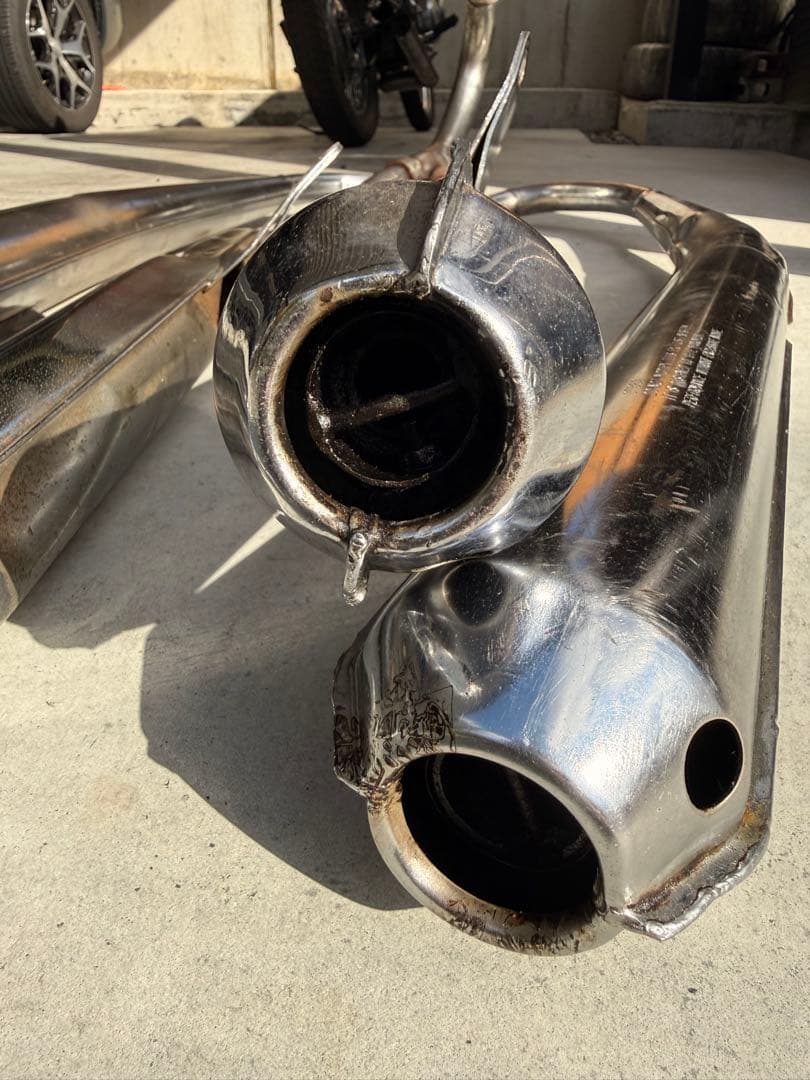 gt380 純正マフラー