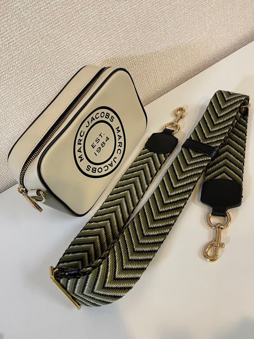 美品✨MARC JACOBS ショルダーバッグ アイボリー