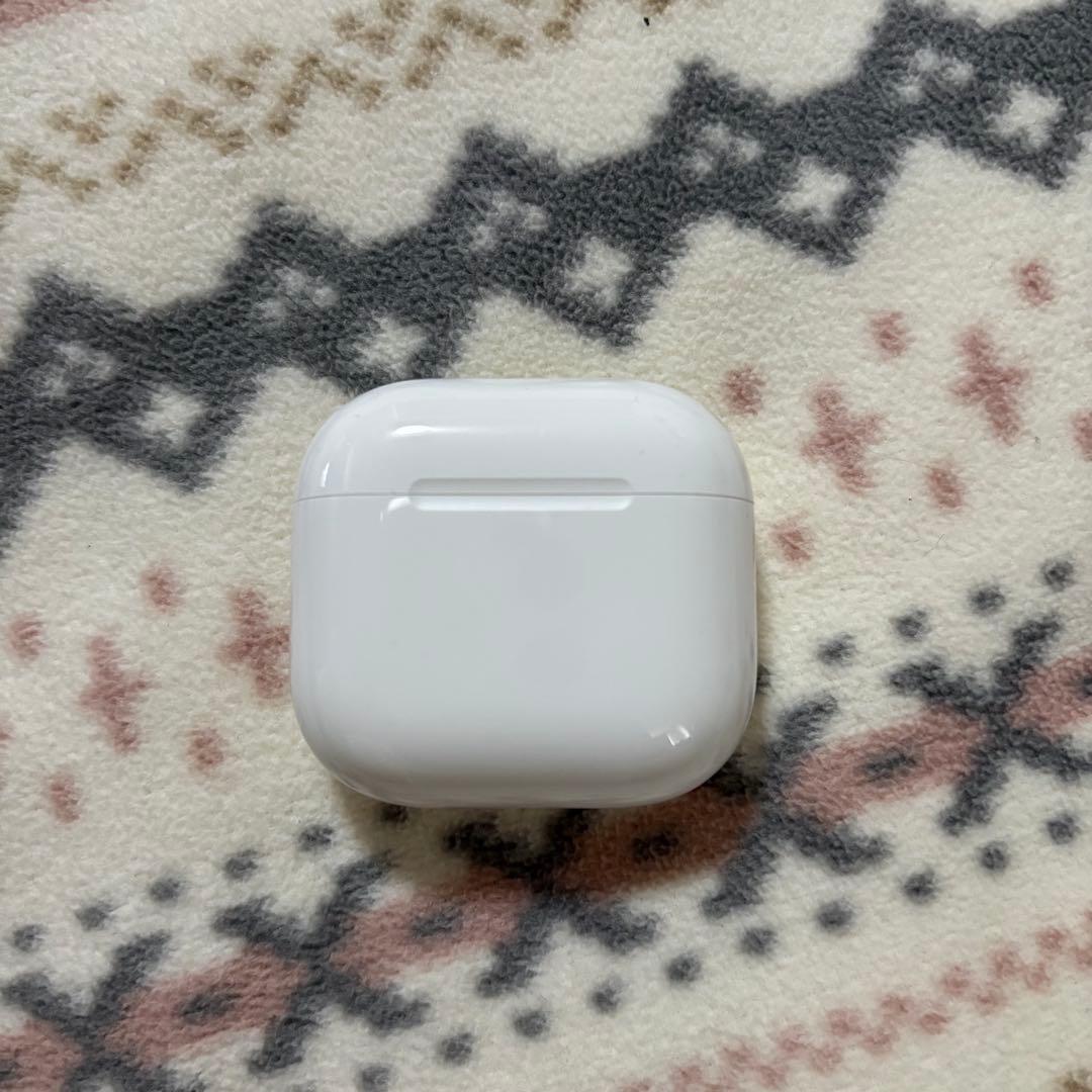 AirPods 第4世代 正規品 ほぼ未使用 箱・説明書あり