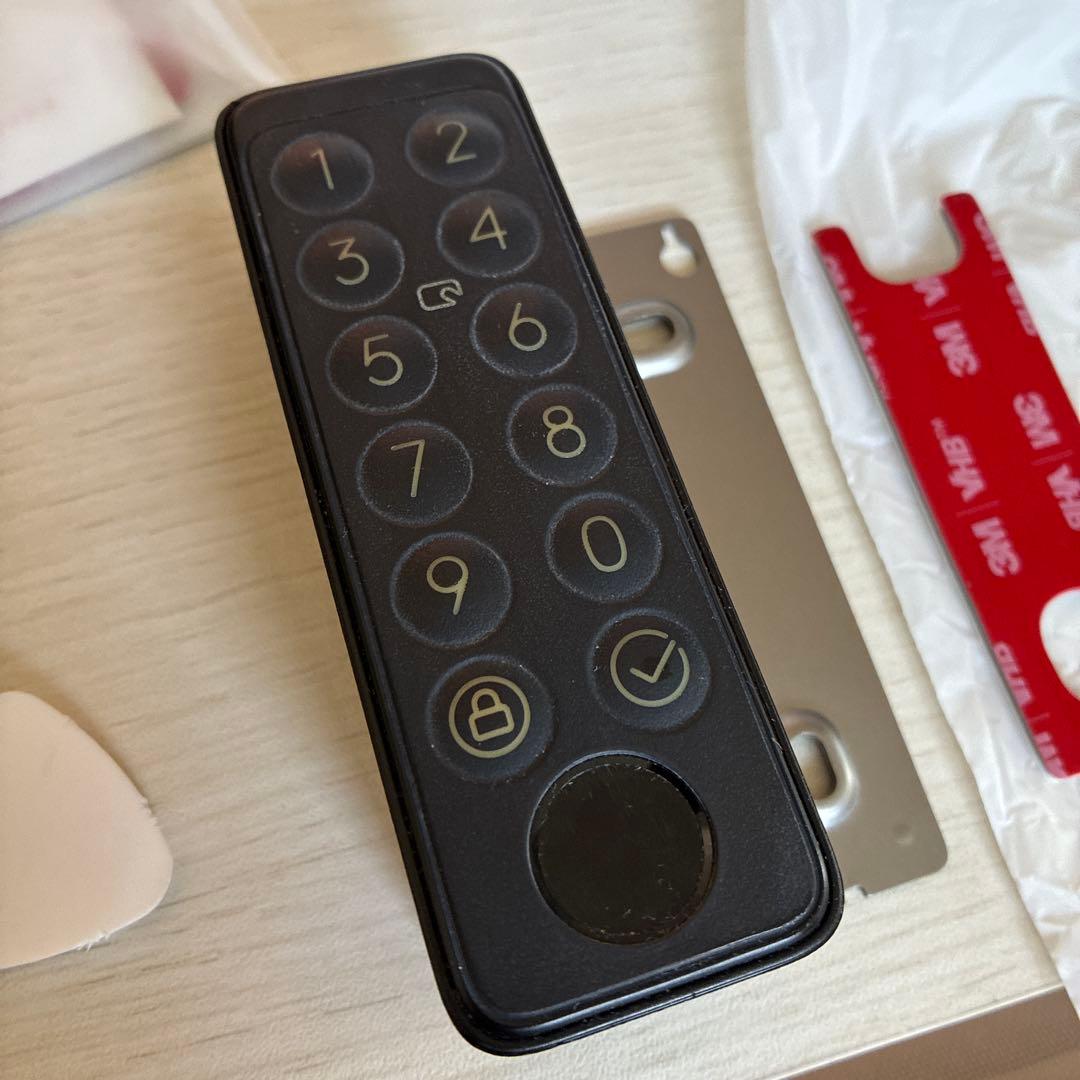 美品　SwitchBot ロックプロ　指紋認証パッド等　セット