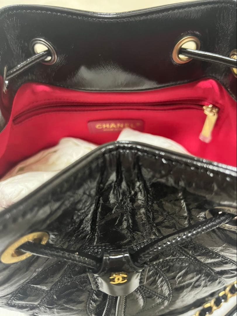 CHANEL シャネル　エナメル巾着型　チェーンショルダーバッグ　30番台