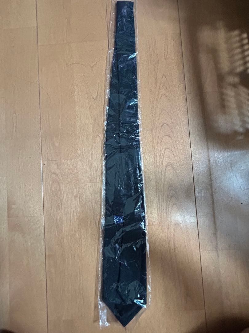 DIR EN GREYディルアングレイ京着用同型同色BA-TSUネクタイ