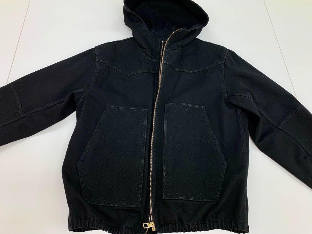 @xyz　モノグラムディテールフーデッドデニムジャケット　⭐︎