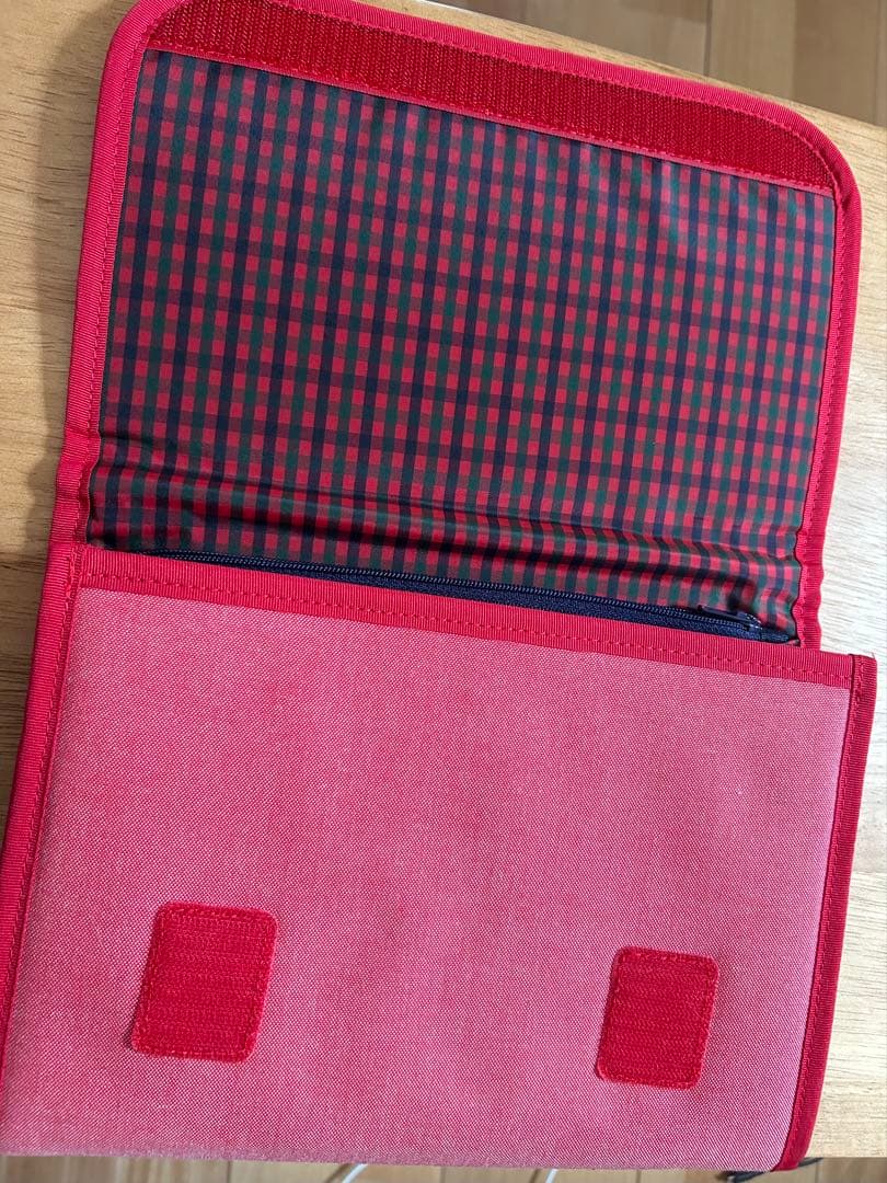 familiar ファミリア　マルチケース　母子手帳ケース 赤