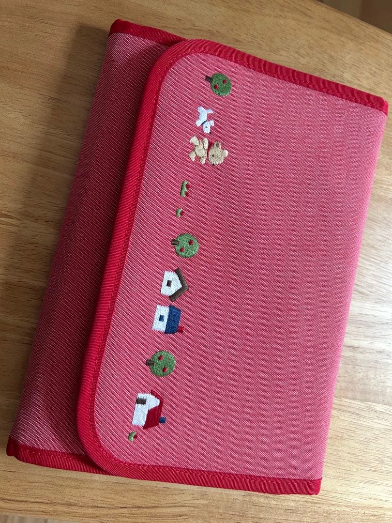 familiar ファミリア　マルチケース　母子手帳ケース 赤