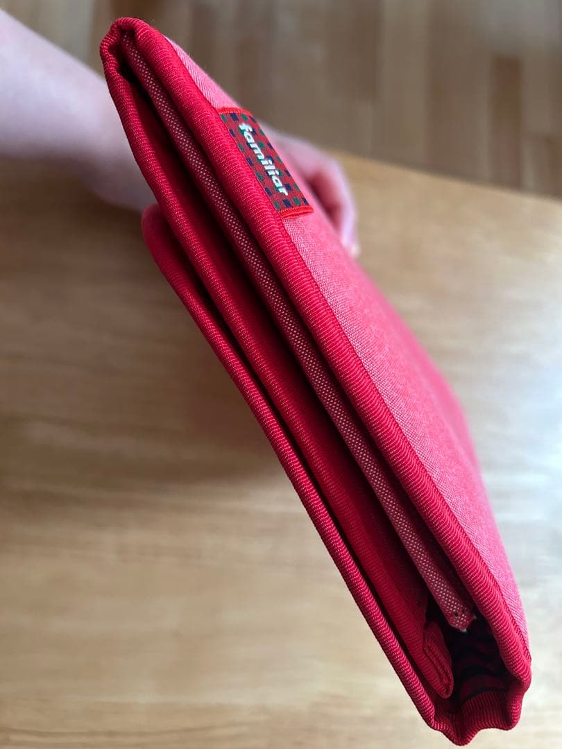 familiar ファミリア　マルチケース　母子手帳ケース 赤