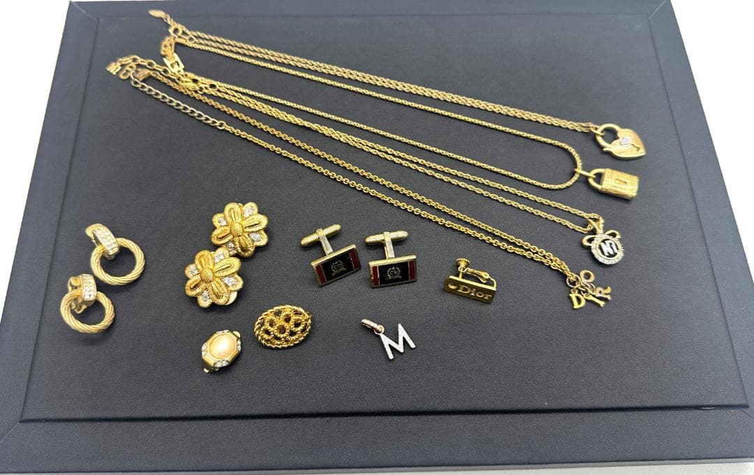 ★ブランドアクセサリーまとめ売り　Dior＆ニナリッチ＆ジバンシーなど