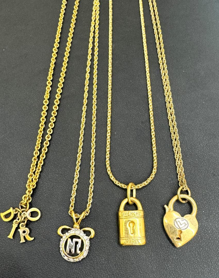 ★ブランドアクセサリーまとめ売り　Dior＆ニナリッチ＆ジバンシーなど